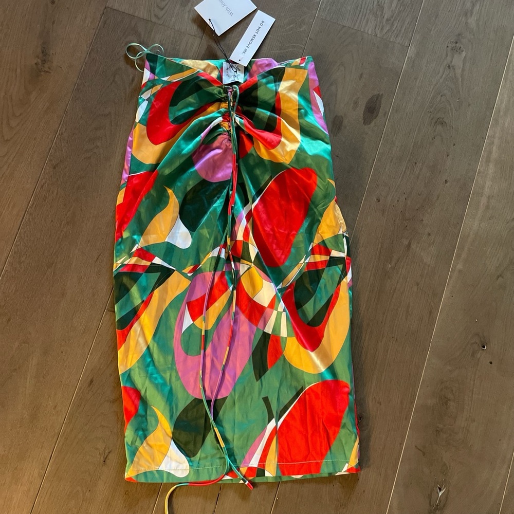 With Jean Naomi set skirt, XXS
